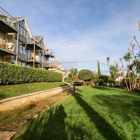 Ocean View Apartment *